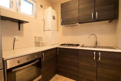 Apartament cu 2 camere decomandat, mobilat în Primăverii