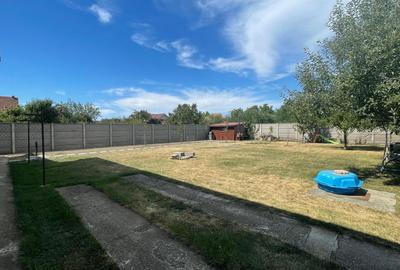 Casă individuală cu 5 camere în Moșnița Nouă