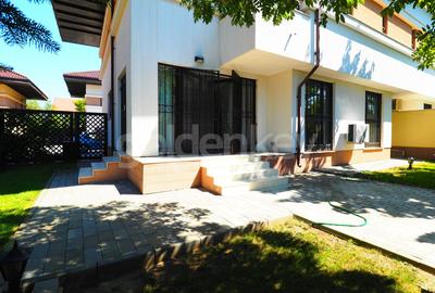 Duplex cu 8 camere în Iancu Nicolae