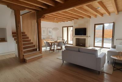 Casă individuală cu 6 camere în Mogoșoaia