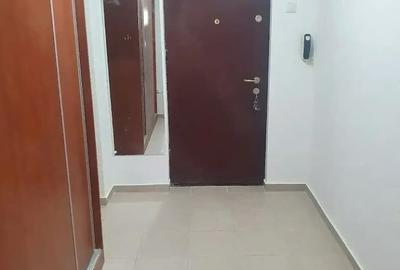 2 camere decomandat 60 mp – 1 Decembrie 1918, balcon, etaj 4/10, 2 min metrou - 9