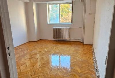 DiIRECT PROPRIETAR  4 camere  13 Septembrie-Casa Poporului CATEDRALA NEAMULUI - 7