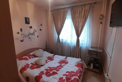 2 camere-Metrou Aparatorii Patriei-Str Moldovita - 8