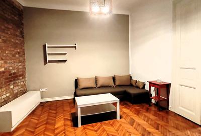 Apartament de închiriat, 3 camere, 80 mp, Central zona Spitalul Clinic Județean - 1