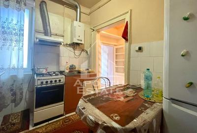 Apartament decomandat, 2 camere curte comuna - Zona Piata Sarbeasca - 7