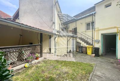 Casa cu 2 apartamente – zona Piata Catedralei - 29