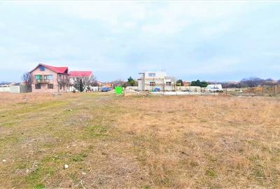 TEREN INTRAVILAN CONSTRUIBIL 469 MP LANGA CASE ZONA DE PERSPECTIVA PRET 17.500 E - 11