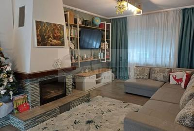 Casă/ Vila 4 camere în Aroneanu 1000 euro - 1