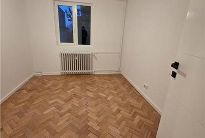 3 Camere  I 62 MP I Nemobilat I Piata Hermes - 8