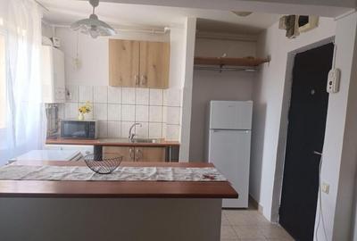 2 camere Semi, Brotacei , 30mp, recent renovat, centrala. et.3/4 - 6