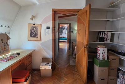Casa interbelica de vanzare metrou 1 Mai, cu potential - 43
