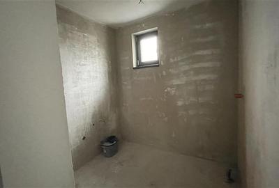 Apartament cu 3 camere la stadiul semifinisat cu loc de parcare inclus, in Crist - 19