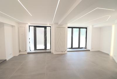 Spațiu comercial-office – Bulevardul Decebal - 5