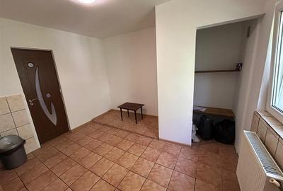 Apartament cu 3 camere de vanzare, zona Piata Moldovei - 9