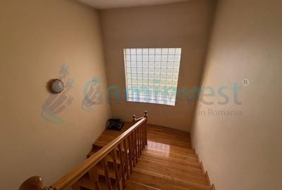 Vila cu 13 camere si 3000 mp de teren in Sanmartin, Bihor - 8