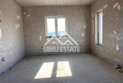 Casa duplex de vanzare 4 camere, 2 bai-s.u. 142 mp. PRET AVANTAJOS - 12
