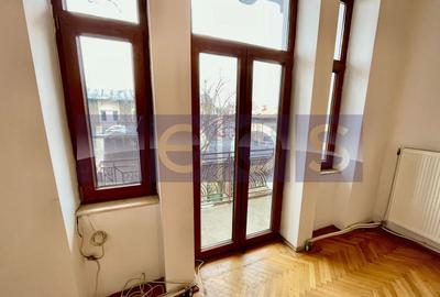 VANZARE APARTAMENT VILA 3 CAMERE 2 BAI CENTRALA PROPRIE CALEA CALARASI TRAIAN - 1
