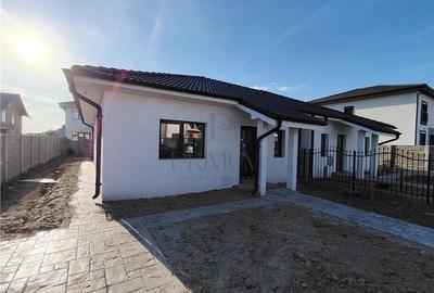 Duplex separat prin dressing - zona usor accesibila - compartimentare practica - 1