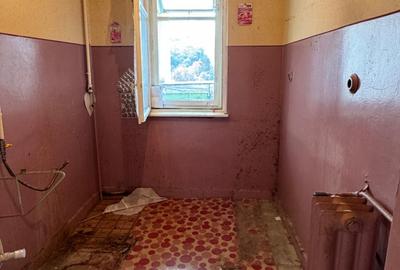 Ap 2 cam  decomandat ,in Manastur, str Mehedinți - 5