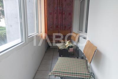 Apartament cu 2 camere decomandate si balcon de inchiriat in Strand - 14