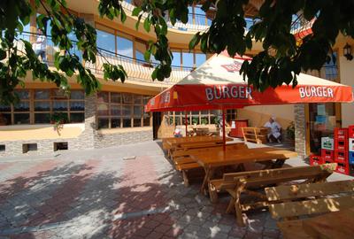 Hotel / Pensiune, 12 camere, 905mp, zona Noua - 11