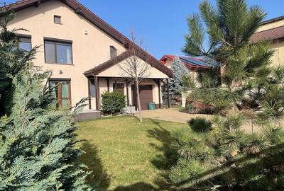 Casă individuală cu 5 camere în Central