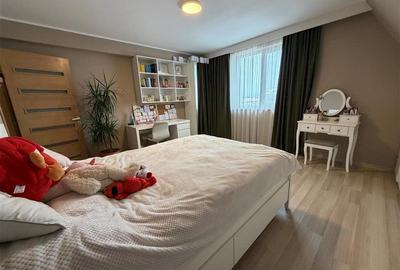 Vanzare apartament 4 camere pe 2 etaje, 3 bai, Urban Residence - 11