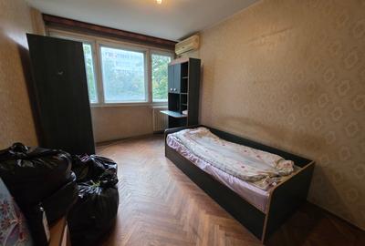 Piata Muncii, 5 minute metrou, chiar pe Basarabia, stradal, vedere spate, - 12