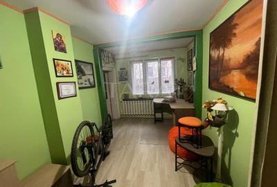 Casă cu două apartamente și teren generos în zona Iulius Mall. - 4