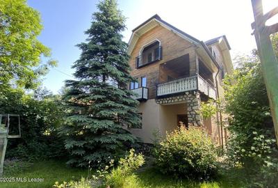 Bran - Casa pe strada Valea Portii, 223 mp, 4 dormitoare, teren 320 mp - 2