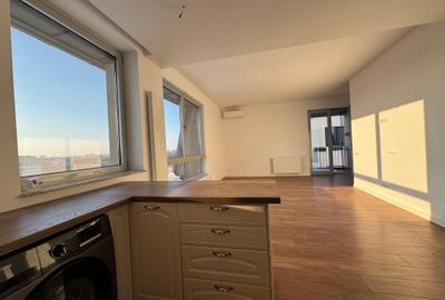 Apartament cu 3 camere nedecomandat în Dămăroaia