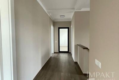 Casă / Vilă cu 4 camere de închiriat - Dezmir - 18