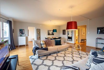 Vand apartament cu doua camere in Husi - 1