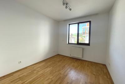 Apartament 3 Camere | 70mp | Bloc Nou | Cetate | Etaj 1 | Garaj Inclus - 3