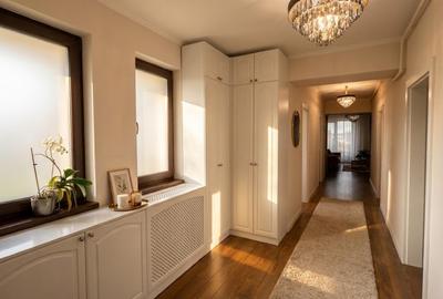 PENTHOUSE CU TERASĂ SPECTACULOASĂ DE 42 MP ȘI 2 PARCĂRI SUBTERANE  SECTOR 1 - 13