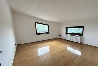Casa Subcetate de inchiriat - 20