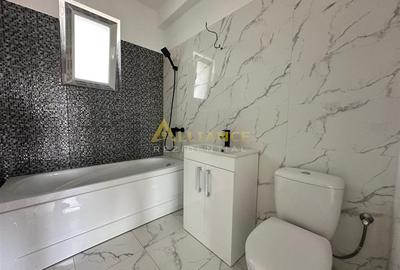 Casa individuala - 3 camere - 2 bai -310 mp teren - 12