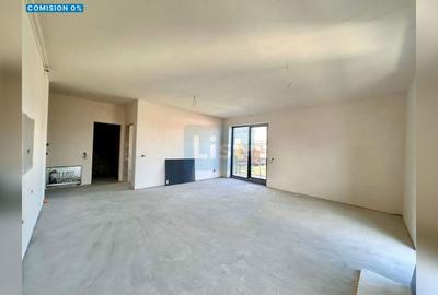 Apartament cu 3 camere semidecomandat în Someșeni