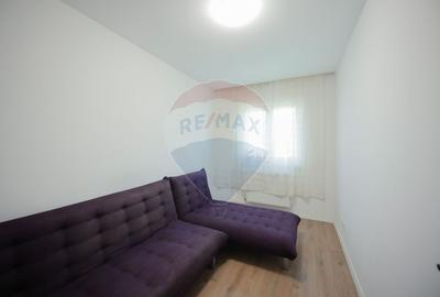 De vânzare apartament PB, 3 camere, Rogerius - RENOVAT COMPLET - 9