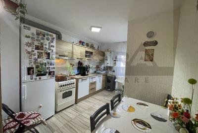 Apartament de 3 camere, decomandat, 74mp, zona Centrala Apahida - 1