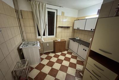 3 camere | etaj 1 | decomandat | 150 m Metrou Raul Doamnei - 4