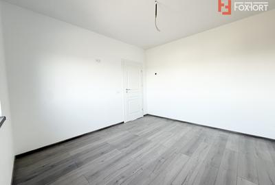 Casa individuala cu 4 camere, situata la drum asfaltat in Sacalaz - 19