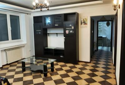 Apartament de vanzare 4 camere Kogalniceanu