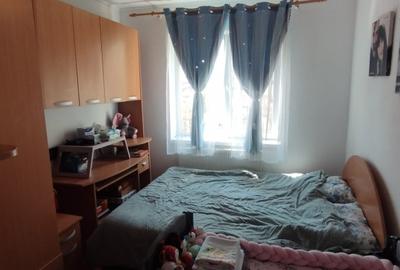 APARTAMENT 2 CAMERE, ETAJ 3, MOBILAT SI UTILAT, PODU ROS - 5