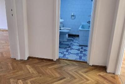 Proprietar, vand apartament 3 camere, 92mp utili, pod, 2 garaje - 185.000 Eur - 2