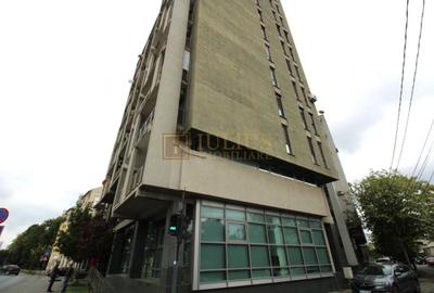 Complex Studentesc, centrala proprie; loc parcare inclus. - 20