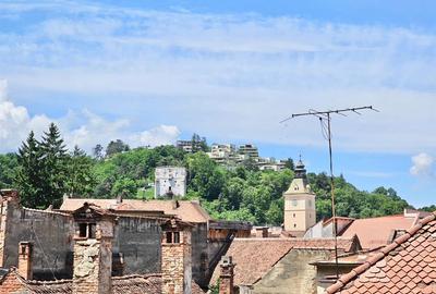 Apartament 6 Camere / Curte Privata | Centrul Istoric/ COMISION 0 - 16