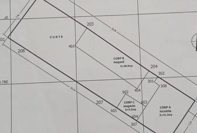 Teren cu case demolabile - 1