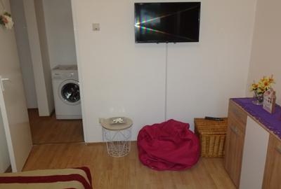 Inchiriez apartament 2 camere in Deva, zona Scarisoara, bloc de 4 etaje, - 10