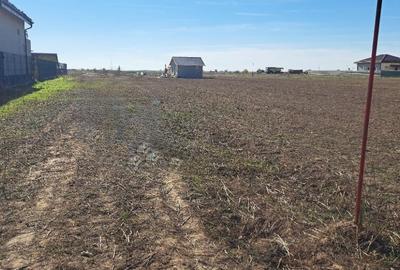 Vand teren Adunatii Copaceni - 1